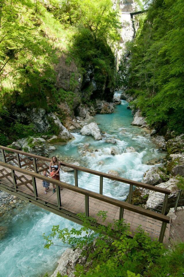 cathyev's tweet photo. #5countrieschallenge
1. New Zealand where my dreams lie
2.Slovenia for its natural unspoilt beauty
3. France (chamonix) for the good times Iโve had
4. India. Where my eyes were opened first
5. Nepal. Where my wanderlust will return to
Posting as I miss travel https://t.co/CgJ5Mhe62e