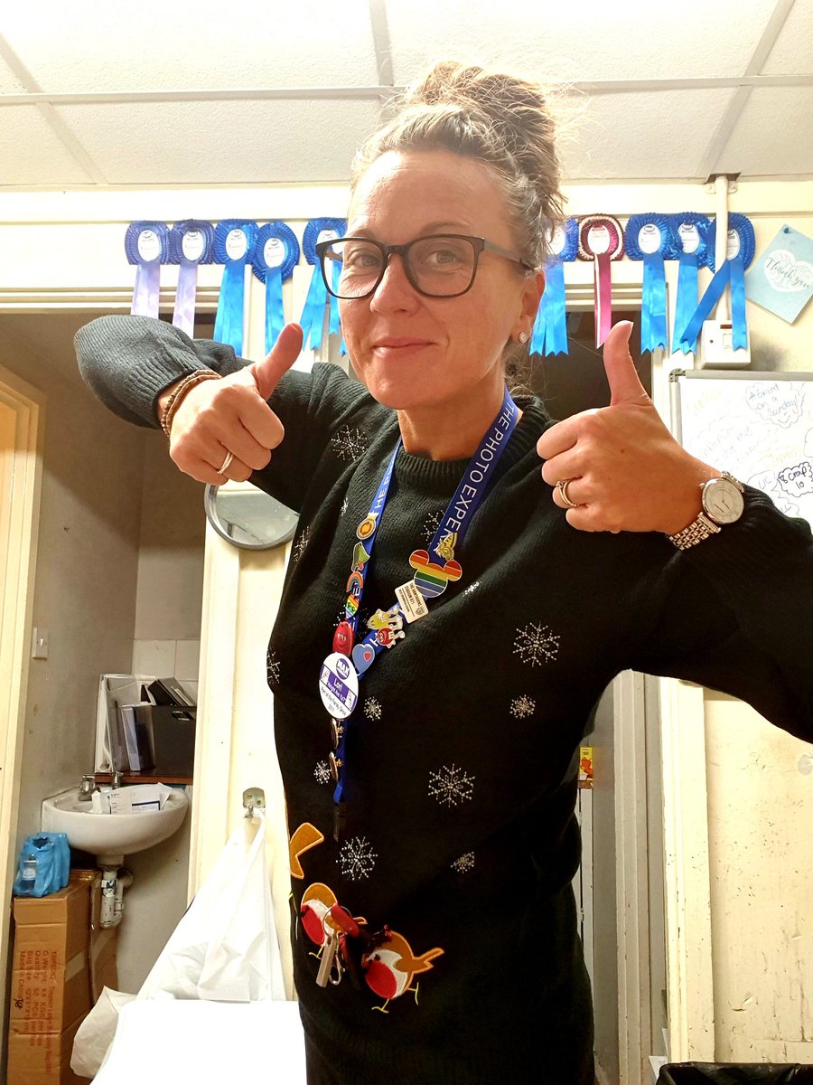 Let it begin 🎅🙃💪 <a href="/JamesTCobbler/">James Timpson</a> <a href="/RachaelM25/">Rachael Myers</a> <a href="/fellows555/">Kay Fellows</a>