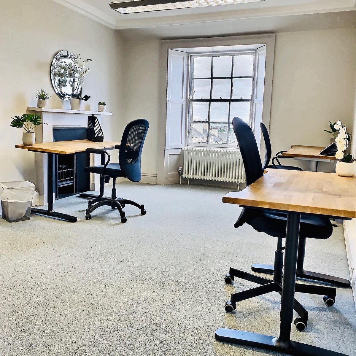 Looking for a hub office in Edinburgh? We have socially distanced space for 2-9 people in our boutique locations. Easy in easy out terms available. #workspace #edinburgh #business #spaces #workplace #flexibleworking