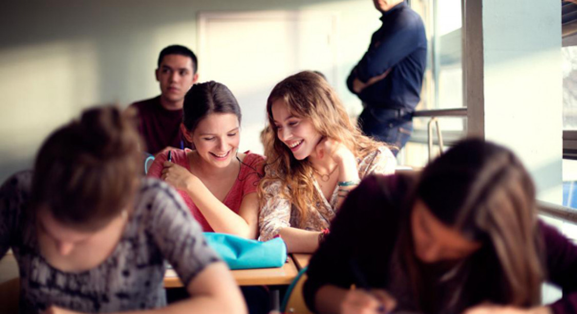 Showing next at Alliance Francaise in Dubai – “21 Nights with Pattie”, on 14 November 2020 at 17:00. For more information and tickets visit: afdubai.extranet-aec.com/events/detail/….