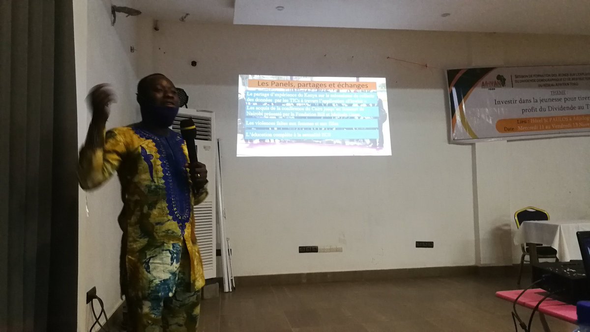 ojedd_global's tweet photo. [Jour 3: Restitution des travaux de la conférence CIPD+25]
Présenté par Farid INOUSSA, qui a représenté la jeunesse à la #CIPD+25 du 12 au 14 nov 2019 à Nairobi, Kenya. Il présente également les engagements du @GouvTg en 4 points à retenir. #ICPD25 @afriyan_togo @UNFPA_TOGO https://t.co/8evQTmnuTx