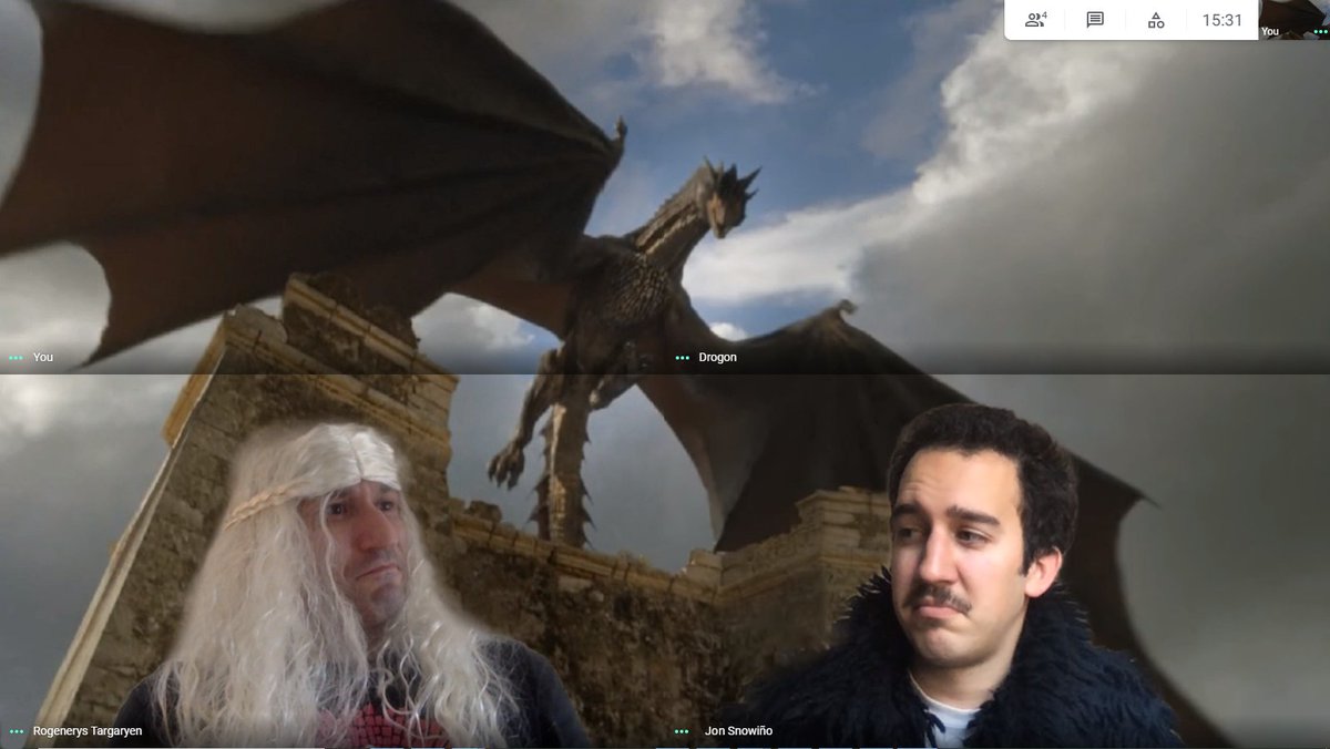 Rogenerys Targaryen &amp; Jon Snowiño in the final 4-screen meet background challenge at <a href="/AdevintaSpain/">AdevintaSpain</a> with @dani_dios_ 🐉⚔️🐺