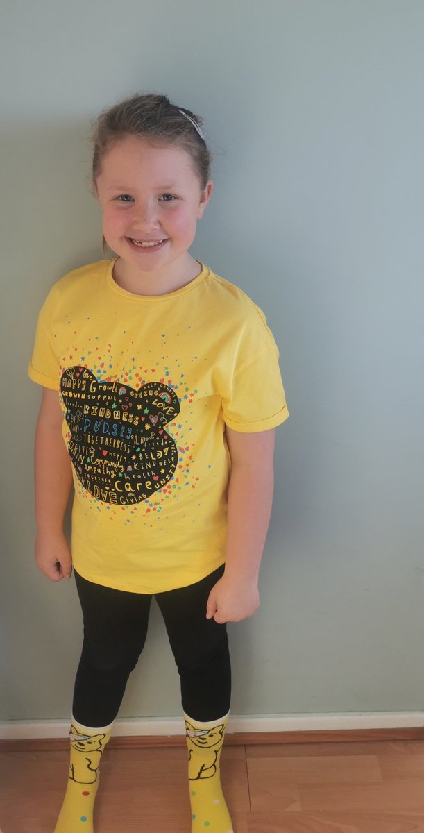7897Laura's tweet photo. Children in need ❤️
#isolationstyle #supportfromhome
#ChildrenInNeed2020 @WhinmoorStPauls https://t.co/5WhhbqTyb0