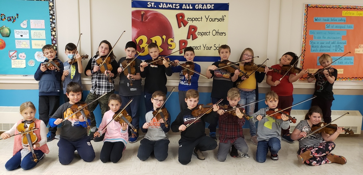 Up next, music doesn't play second fiddle in this Grade 3/4 classroom at St. James' All Grade in Lark Harbour. ALL the students in the class are learning how to play the violin.
<a href="/BerniceCBC/">Bernice Hillier</a> brings us that story.
<a href="/KrissyHolmes/">Krissy Holmes</a> <a href="/ramraajh/">ramraajh sharvendiran</a> #cbcnl #nlschools