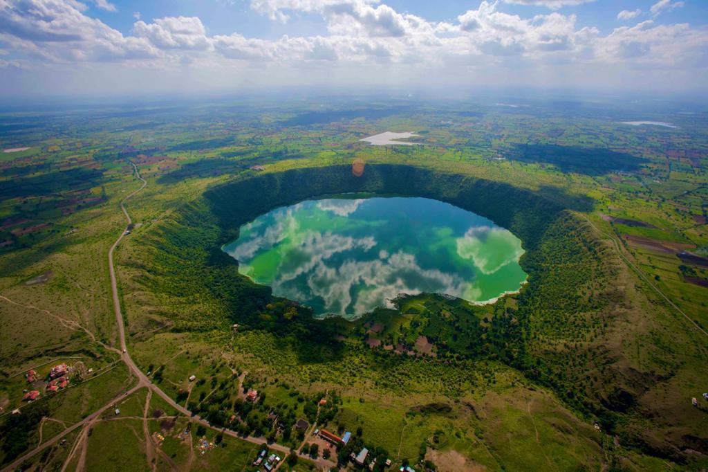 AUThackeray's tweet photo. I’m glad that the Lonar Crater is now officially a Ramsar Site. Having seen it for the first time in 2004, it is a sight that captivates everyone. It has its own significance in the world of Biodiversity, Tourism &amp; Geology.
Photos by: CM Uddhav Thackeray ji. https://t.co/g6MKN0XRY4