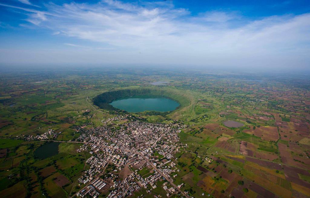 AUThackeray's tweet photo. I’m glad that the Lonar Crater is now officially a Ramsar Site. Having seen it for the first time in 2004, it is a sight that captivates everyone. It has its own significance in the world of Biodiversity, Tourism &amp; Geology.
Photos by: CM Uddhav Thackeray ji. https://t.co/g6MKN0XRY4