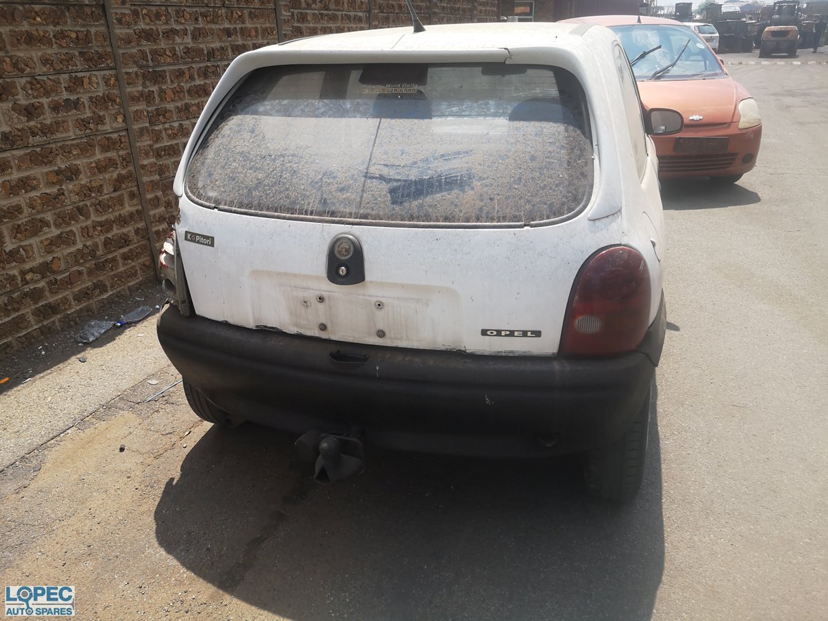 LopecAutoSpares's tweet photo. Opel corsa Lite 2DR Hatch Stripping for Spares and Parts!!!
Contact us on 011 894 5987 / 011 894 1322 or send us an email at sales@lopec.co.za or whatsapp 082 727 2882 https://t.co/Q0pvLkbmGf
