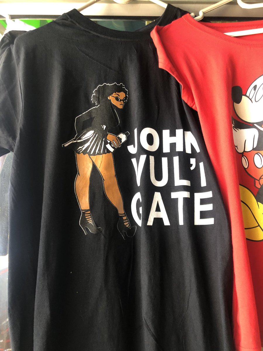 Relebone_'s tweet image. Y’all 🤭

Our Chinese brethren don’t waste time... Saw these #JohnVuliGate shirts earlier today and 😂

#johnvuligatechallenge