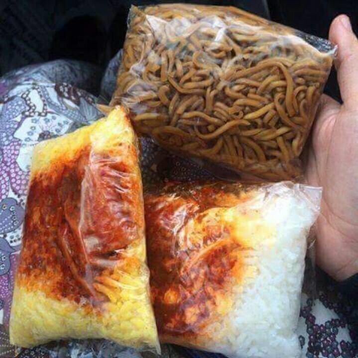 mudassirzada33's tweet photo. Siapa tak pernah makan ni? Tak legend https://t.co/MHJi4G2Ab7