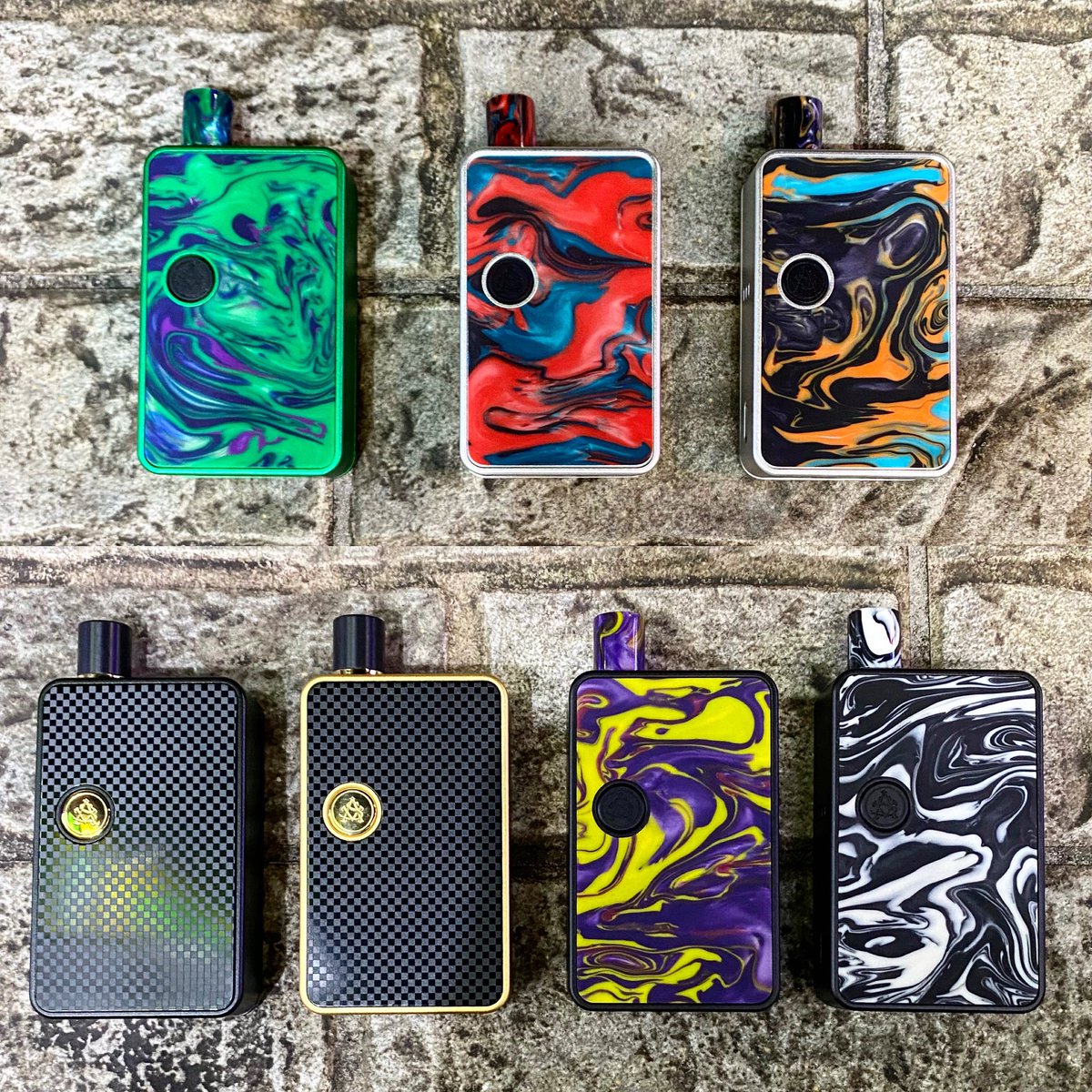 vape_world_'s tweet photo. 再入荷、新色追加。
Asvape Micro 30W Pod System Kit 1100mAh 2ml
裏面のマグネット式パネルをスライドしてワット数調整,TYPE−C,0.5Ω1.0Ωメッシュコイル
#呂布カルマ #cbd #asvape #asvapemicro #hita #cbdvape #電子タバコ #立川 #フリースタイルダンジョン #東京 #リラックス効果 #vapeworld https://t.co/7ccoCRBBd3