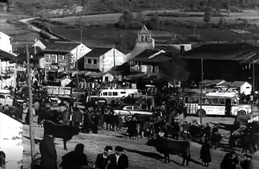Cada lunes, las calles de El Puente de Sanabria se llenan de sanabreses que visitan los puestos del mercado.  Hoy te contamos algunas curiosidades sobre él.
descubresanabria.com/blog/el-mercad…