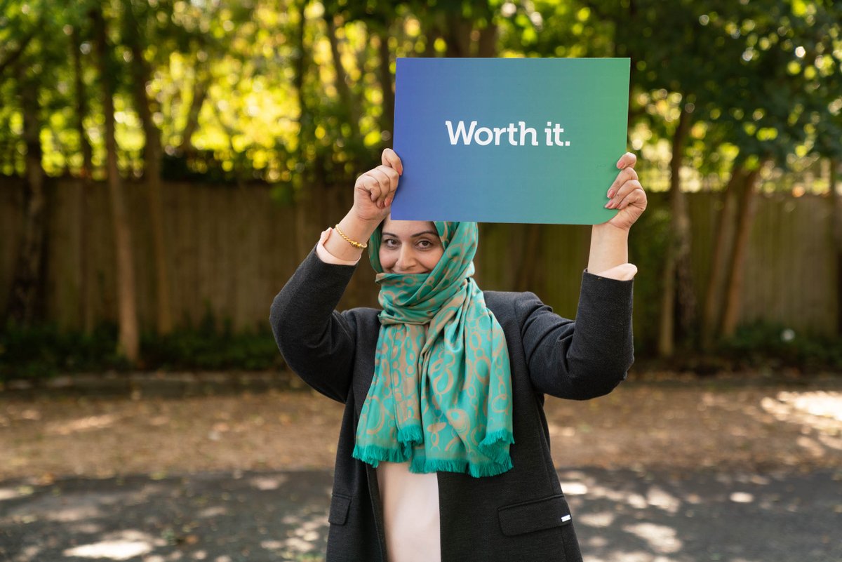 WBCLLearning's tweet photo. Meet Sumaira, studying with @SouthThamesColl through the #WBCLL partnership is one of 14 learners nominated for our Learner of the Year Award 2020 👏
#VAwandsworth #English #wandsworthcouncil #VirtualLearning2020 #Shortlisted #onlinelearning @wandbc #wandsworth @heathmereschool https://t.co/e5kInHCh2j