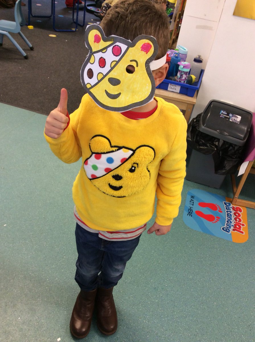 PrimaryAshleigh's tweet photo. “IT’S PUDSEY BEAR DAY!”
Hedgehogs are having a brilliant morning learning all about Children in Need and how we can help. Remember to keep donating to our school fundraising for Children in Need via SchoolMoney! #ChildrenInNeed  #AshleighStars @BBCCiN https://t.co/VqtGaQoTUE