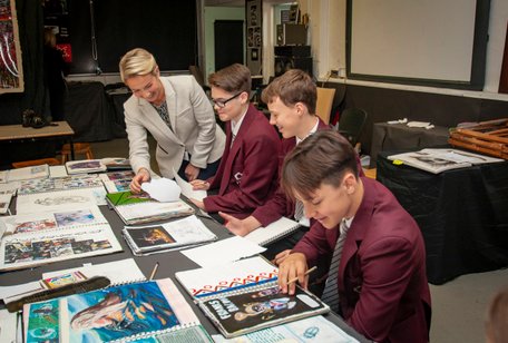 We're hiring - researcher in the research and evaluation team, working on a variety of projects, closing 18 November: ow.ly/DeEm50Cjyp6