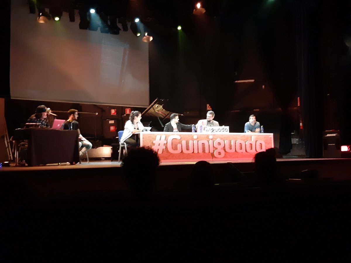 Juanimrr's tweet photo. Ayer pude disfrutar junto a @galletochoco de coloquios que te hacen reír pero en serio, que buen rato pasamos gracias a "La voz de las marcas" 

Porque la cultura también es segura https://t.co/zb3wvg91XE