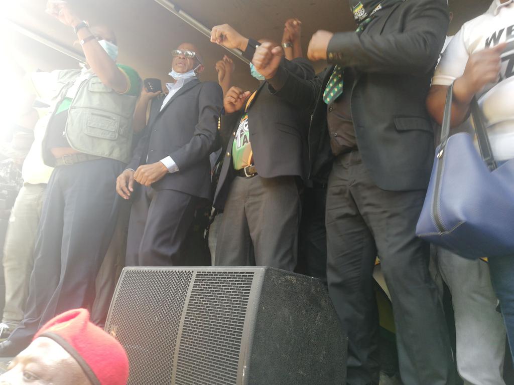 masitengmakgala's tweet photo. Ace Magashule now on the podium. #sabcnews #SABCFS #asbestos https://t.co/1gTaIMpQVU