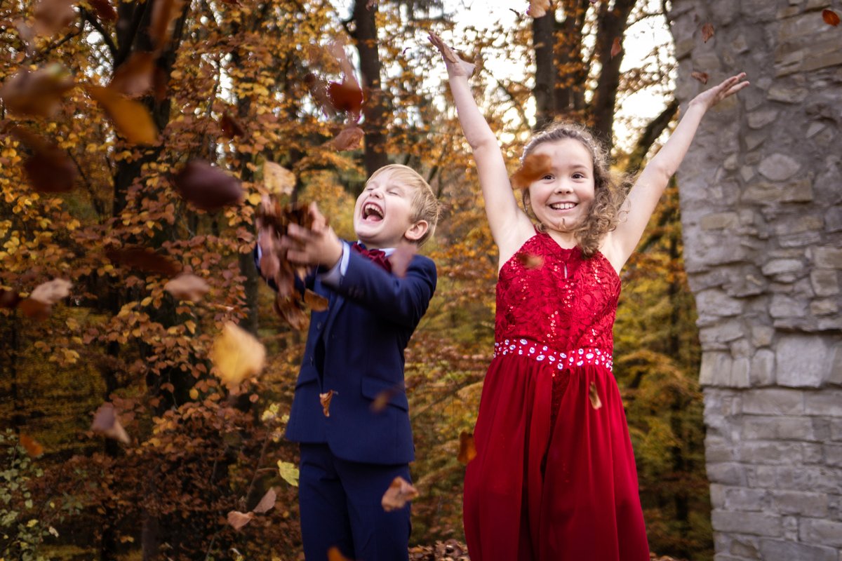 FCR_eV's tweet photo. Am 11.11.2020 um 19.45 Uhr war es dann soweit:
Das Kinderprinzenpaar der Session 20/21 &amp; 21/22 Minirosenfee Valerie I. (Valerie Geiger) &amp; Minizuckerbaron Felix I. (Felix Huith) eröffneten mit ihrer Antrittsrede ihre Amtszeit. zur Antrittsrede: https://t.co/K1G7HKeqO4 https://t.co/iIGDS3xnkV