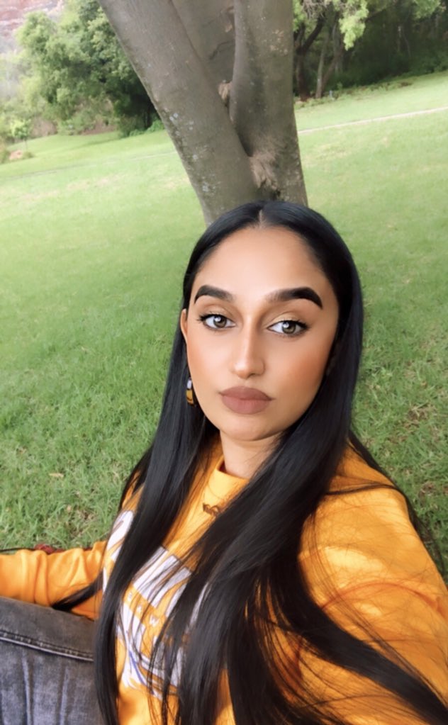 __Azraa__'s tweet photo. A happy girl💓. https://t.co/okvSGGLihC
