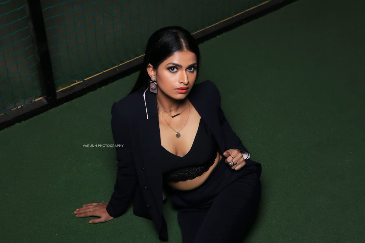 Saravan52786562's tweet photo. Actress #SumaPoojari Pics
@sumagpoojari @KskSelvaPRO #photo #Photos #Photoshoot #Valimai https://t.co/puKYRc801D