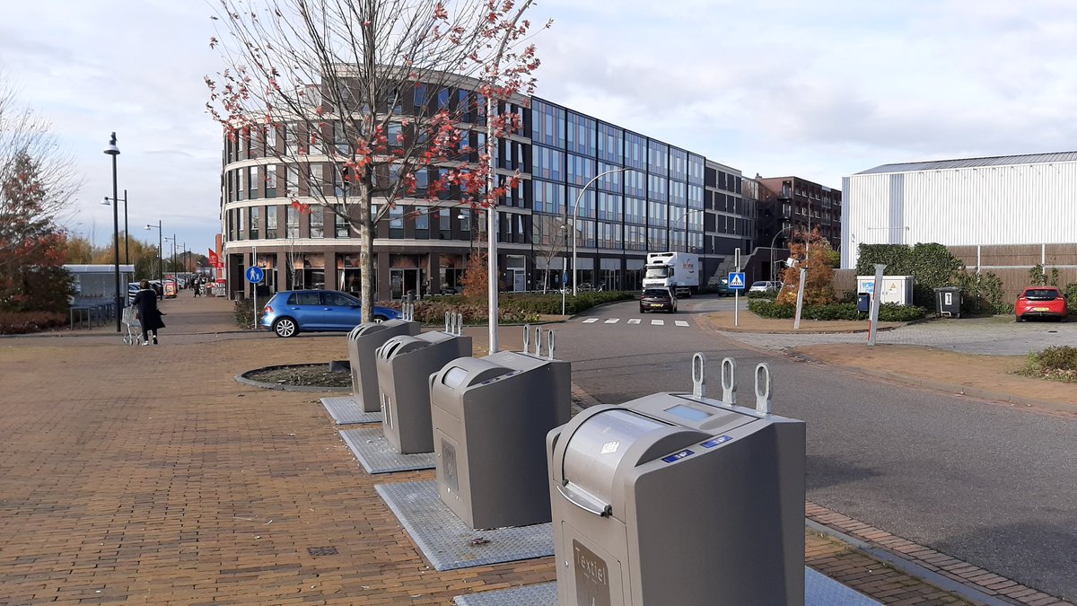 TeeuwsenJan's tweet photo. Ik heb 4 plekken gefotografeerd nu de vraag aan jullie, wat hebben deze plekken met elkaar gemeen? Dat ze in #Doetinchem zijn klopt maar niet het juiste antwoord. #dtv https://t.co/pQ7VLjN6Vf