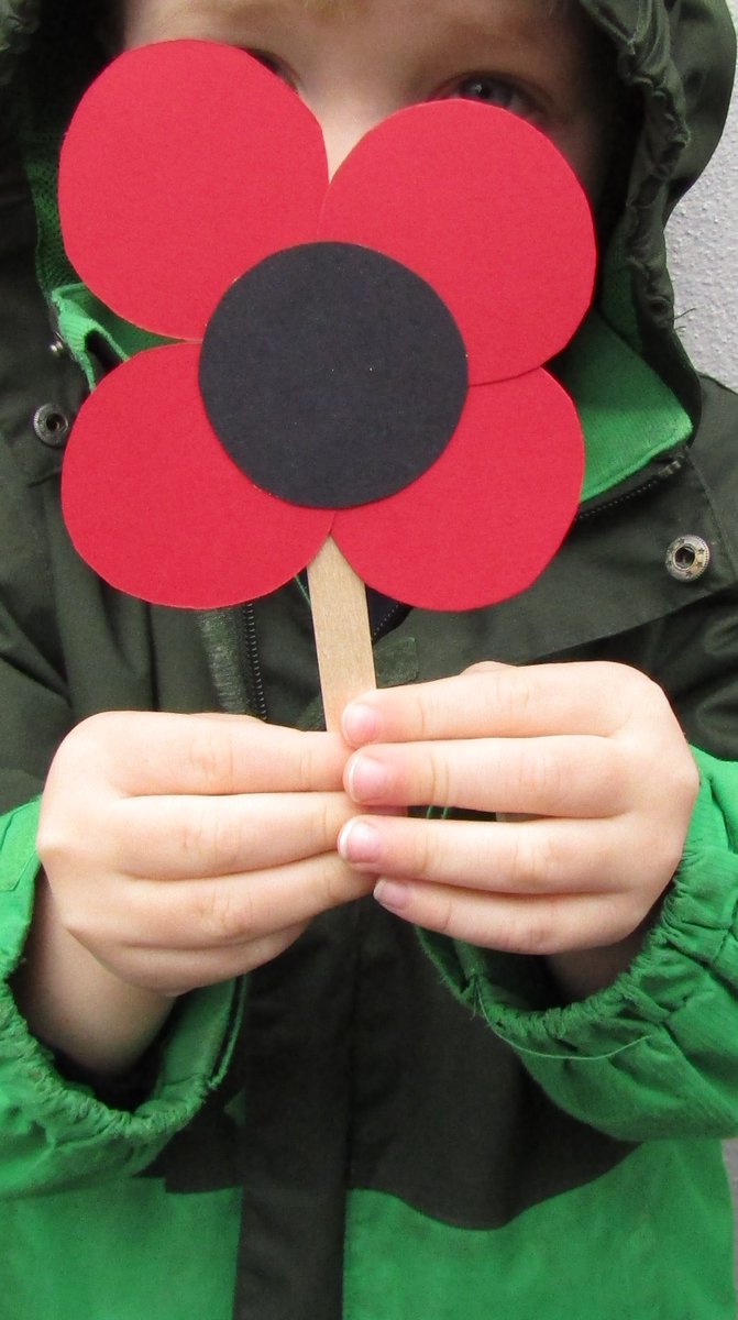 house_norfolk's tweet photo. Extremely proud of the children of Norfolk House.  Not only have they made beautiful poppies they stood on the yard on Wednesday for the 2 minutes silence. #ethicalinformedcitizens #healthyconfidentindividuals #ambitiouscapablelearners #enterprisingcreativecontributers https://t.co/8RQTDhDZnQ