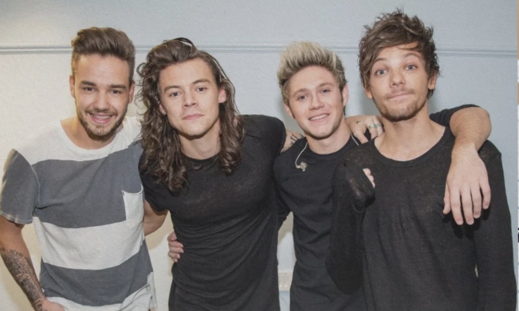 CONNEXIONSTYLES's tweet photo. 5 YEARS AGO SINCE MITAM WAS RELEASED!!!
HAPPY 5 YEARS MADE IN THE AM!
#18MONTHSOFMITAM #5YearsOfMITAM https://t.co/9zij69FmK7