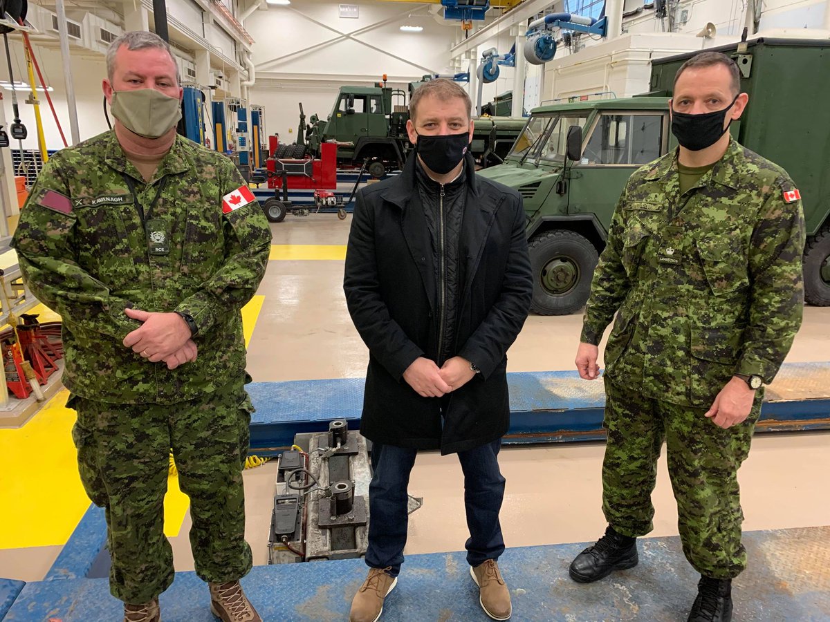 PremierofNL's tweet photo. Today I had the pleasure of meeting Maj. Tony McDonald, CO of Garrison St. John’s and MWO Cory Kavanagh, Garrison Sgt. Maj. Like through Snowmageddon, the regular forces and reserves are here for us in times of need. It was a great reminder of all the humanitarian work they do. https://t.co/mzdcCYiDW3