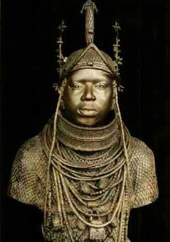 One son, Esigie controlled Benin City, while the other son, Arhuaran, was based in the equally important city of Udo. Neither prince was prepared to yield to the other and soon after, a war ensued. The war severely compromised the kingdom of Benin’s status as a regional power.