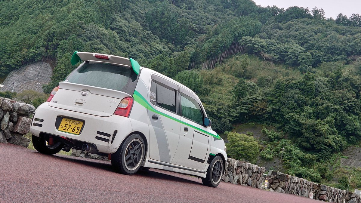 愛車のリアスポイラー・リアウイングをみてほしい エッセにkeiワークス