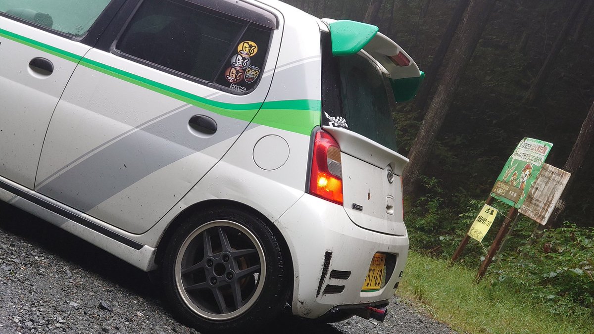 愛車のリアスポイラー・リアウイングをみてほしい エッセにkeiワークス