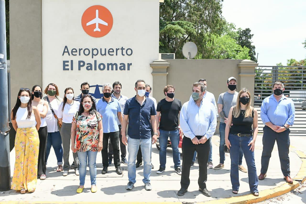 Cristian Ritondo on Twitter: "El cierre del Aeropuerto El Palomar va a dejar miles de desocupados más y un gran golpe para la economía. De la crisis se sale cuidando las inversiones