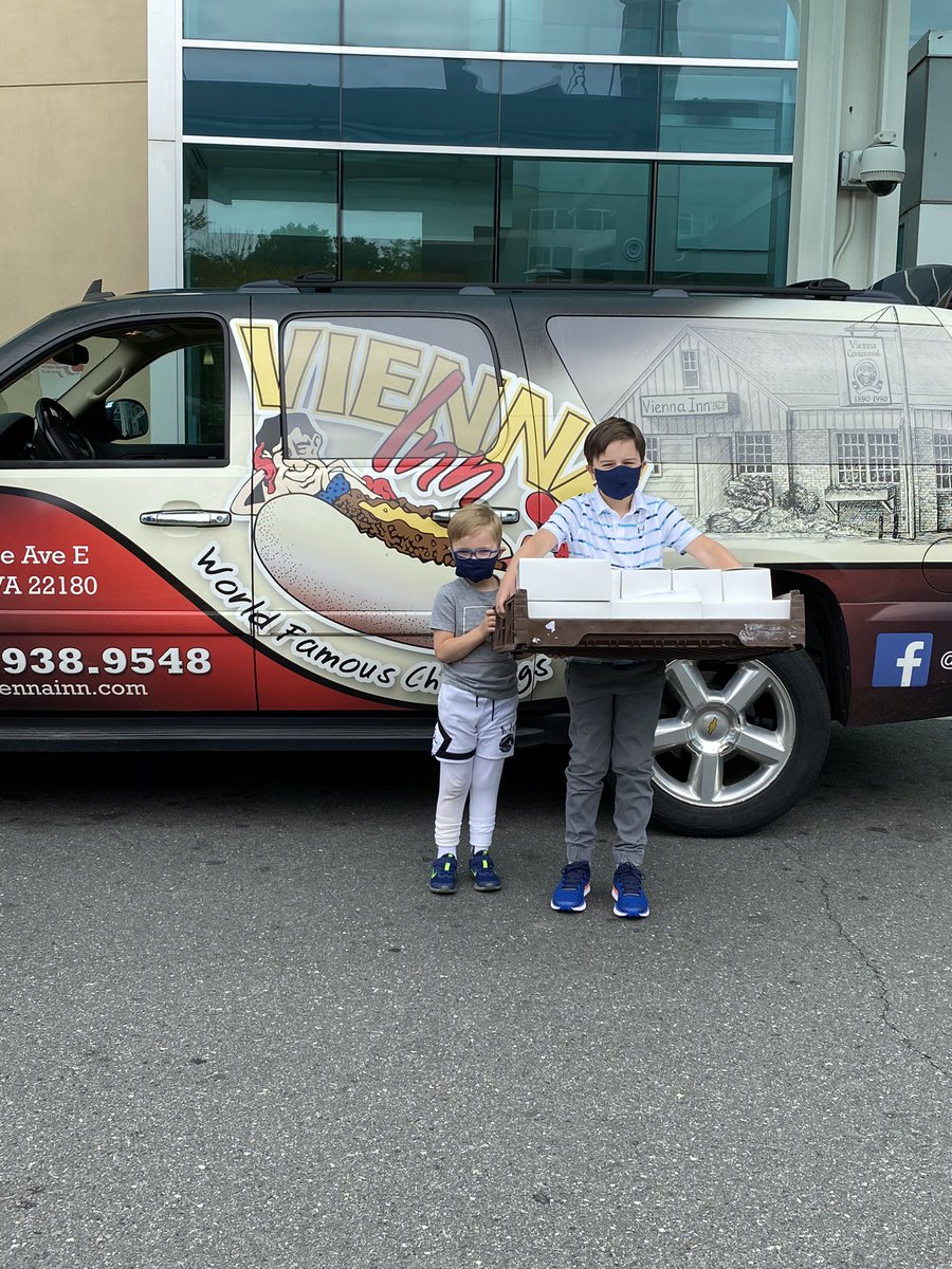 <a href="/MakersMark/">Maker's Mark</a>  #MakeItRemarkable in Vienna, VA. We 💜 our town. So much community spirit. <a href="/Vienna_Inn/">Vienna Inn</a> raised funds to deliver meals to the hospital, T ball under the lights on a Saturday night. This town comes together to support small businesses and families. <a href="/TownofViennaVA/">Town of Vienna, VA</a>
