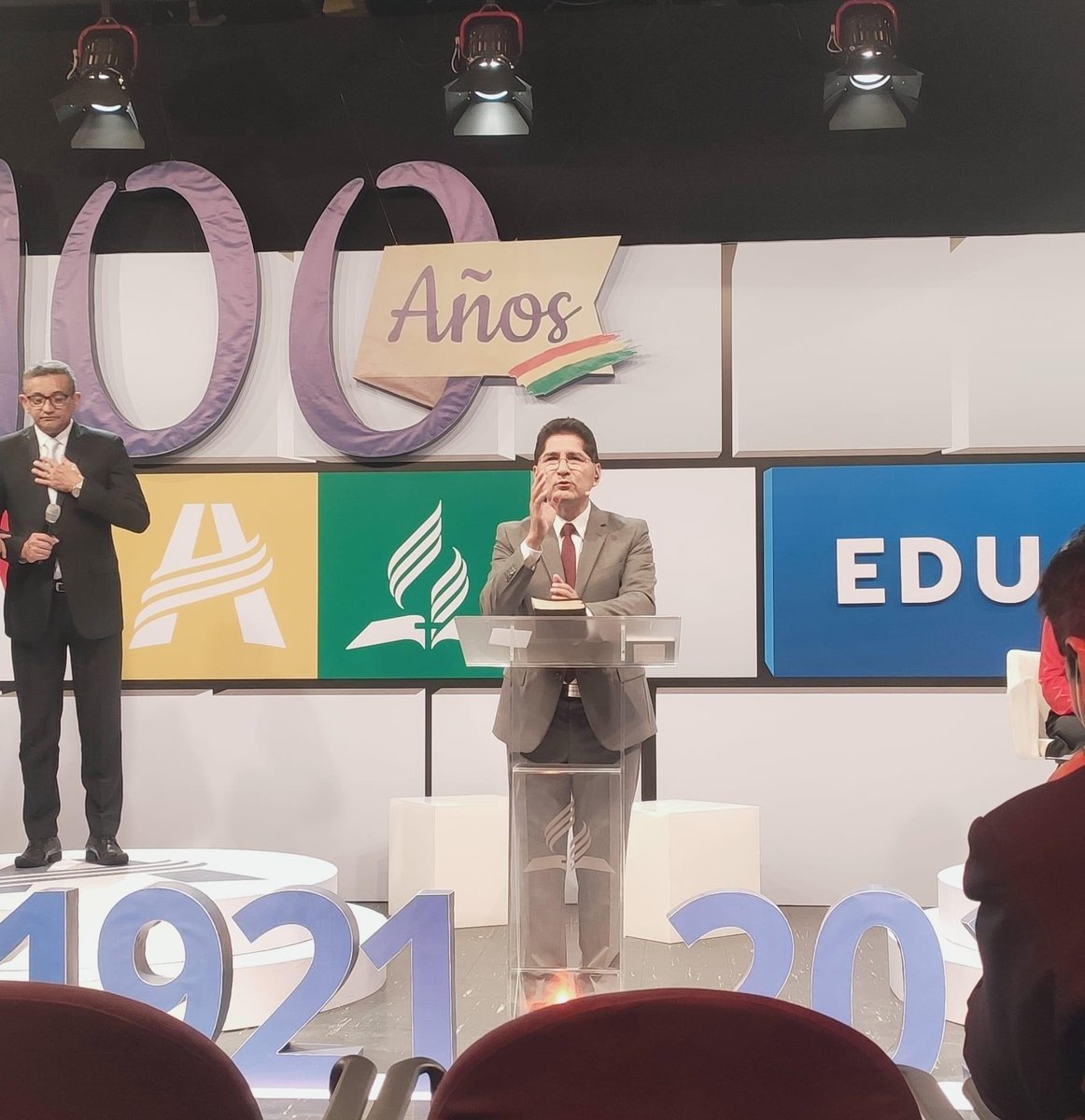 La educación adventista es un centro Misionero, una agencia ganadora de almas. <a href="/HugoValda/">Hugo Valda</a>