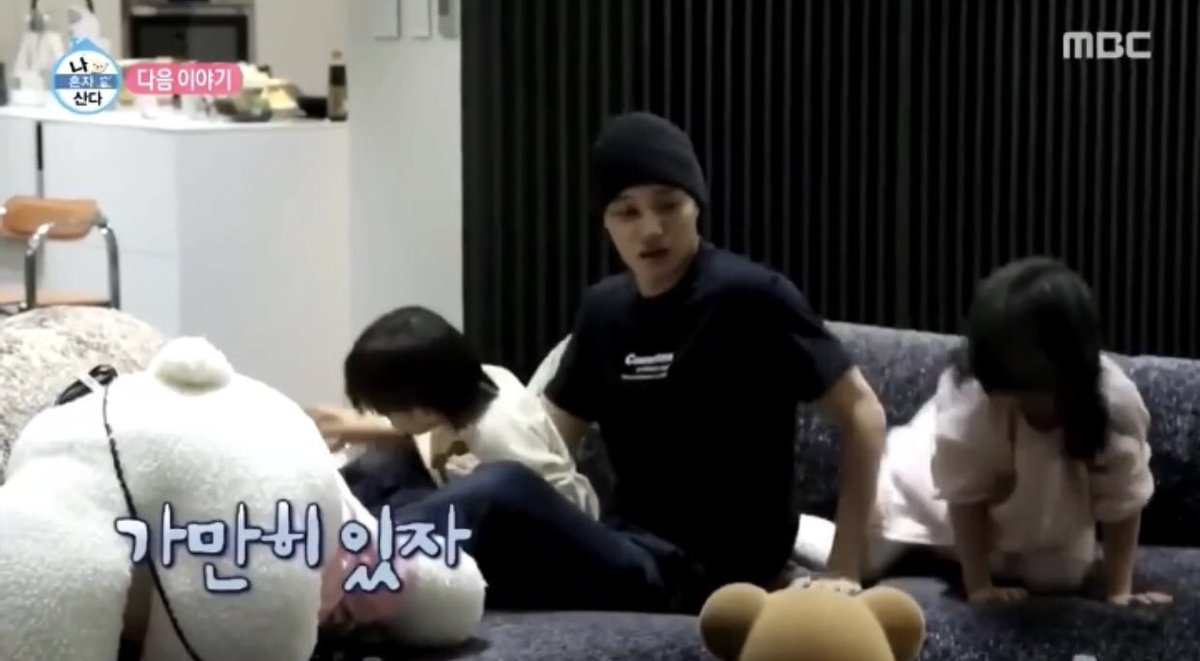 gomily_88's tweet photo. COUPLE WITH JONGIN 😭😭😭😭😭
Masih gak percaya kehaluan aku selama ini jadi kenyataan. Dia pake kaos yang aku desain pertama kalinya. Aku bikin desainnya bener bener ngebayangin Jongin doang. Gimana caranya supaya bagus di pake sama dia 😭😭
Thankyou so much Kim Jongin 😭
#KAI https://t.co/EVCCQVT77K