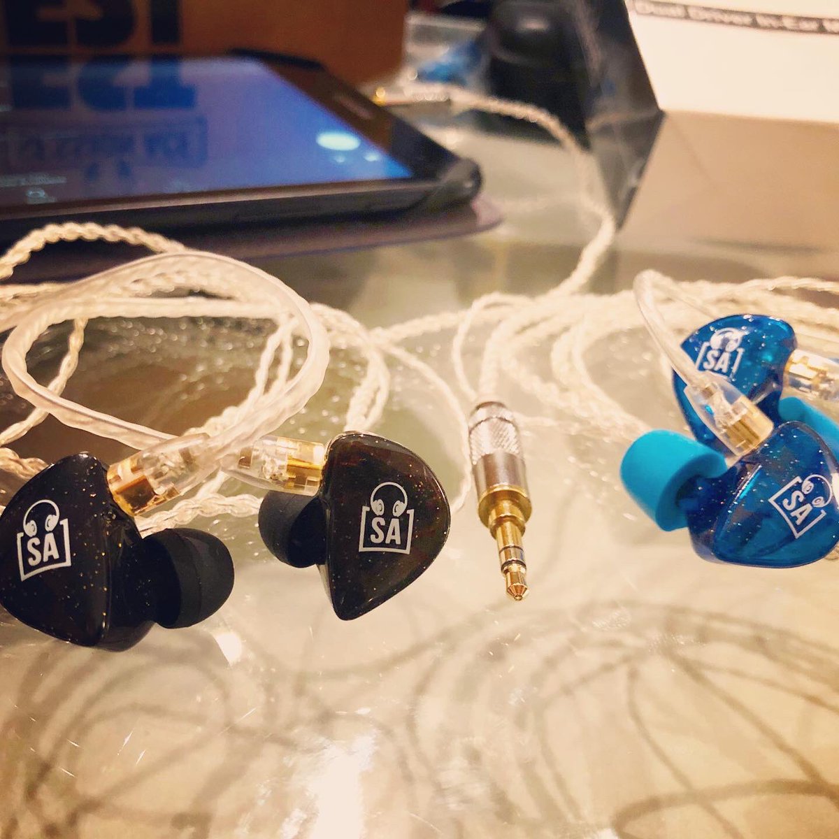 Session_Ace's tweet photo. #Musicians: “It’s like getting the depth &amp; clarity of studio monitors right into your ears!”
👍🏼👍🏼
Get stunning clarity and ZERO #microphone bleed in the #studio  with Session Ace EST #InEarMonitors https://t.co/AfKtrbVB4k