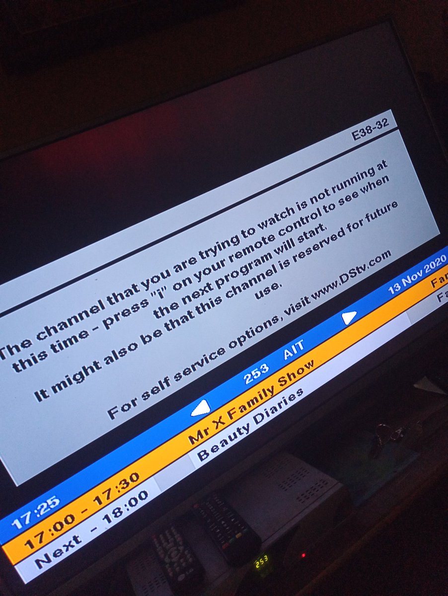Iselemovic's tweet photo. @TundeEddnut Dstv Don go block am o https://t.co/b0w271zv1L