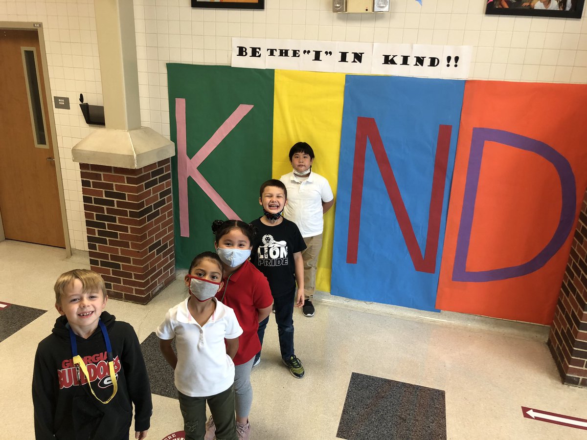 lahollow's tweet photo. @Lister_Lions world kindness day! https://t.co/WuhtbjlPs7