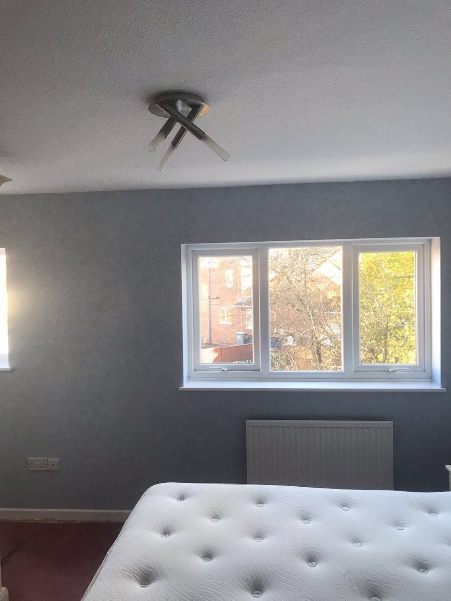 graysdecorators's tweet photo. Another job complete by @graysdecorators customer supplied paper @BandQ all undercoat, gloss, emulsion @DuluxDecCentre https://t.co/ewoV4fwRkf