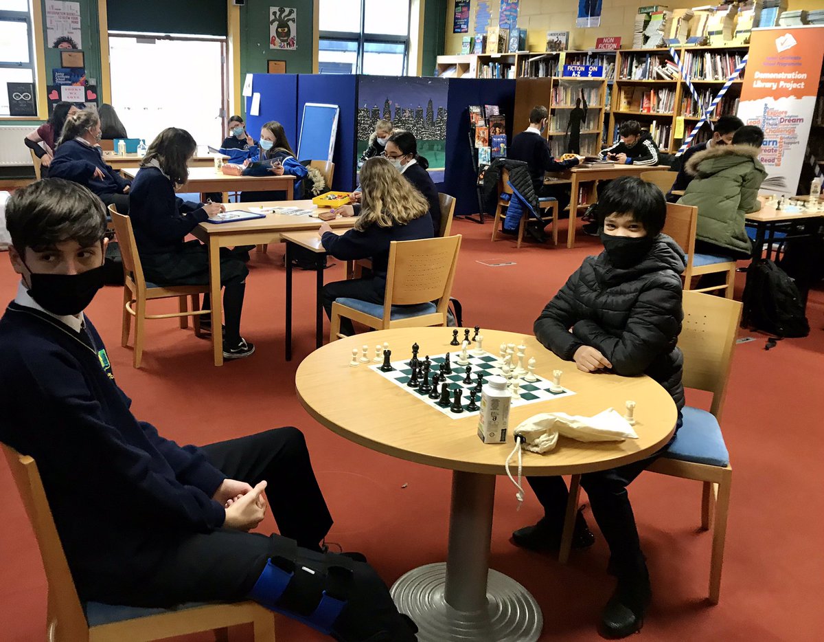 larkincclib's tweet image. 😊Delighted to see so many First Years visit the library during lunchtime today for First Year Friday 🤗 Students enjoyed some socially distanced chess, lego &amp;amp; drawing along with borrowing &amp;amp; reading
#libraryaccess #heartoftheschool