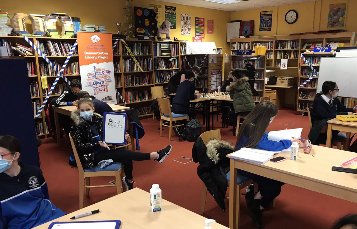 larkincclib's tweet image. 😊Delighted to see so many First Years visit the library during lunchtime today for First Year Friday 🤗 Students enjoyed some socially distanced chess, lego &amp;amp; drawing along with borrowing &amp;amp; reading
#libraryaccess #heartoftheschool