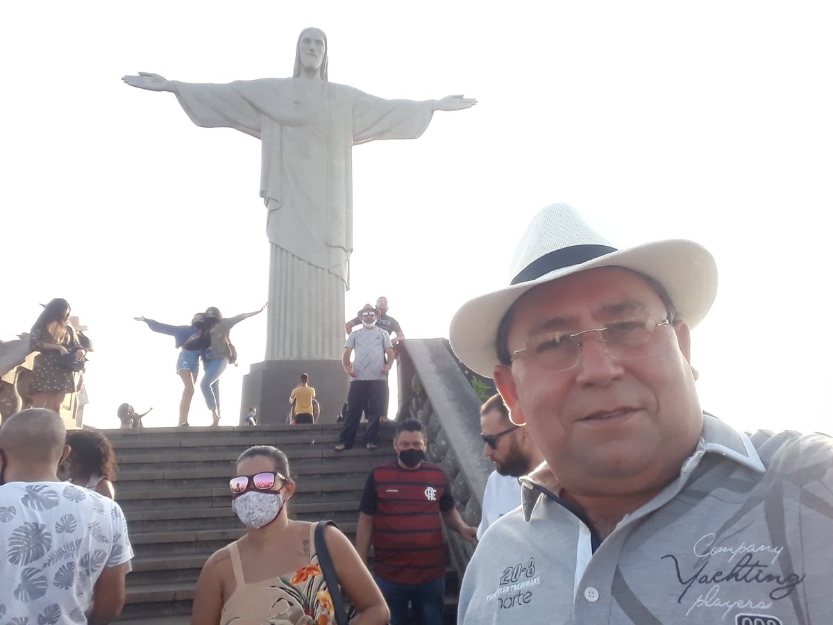 arnaldofernand's tweet photo. Cristo Redentor https://t.co/HBtorMfEtw