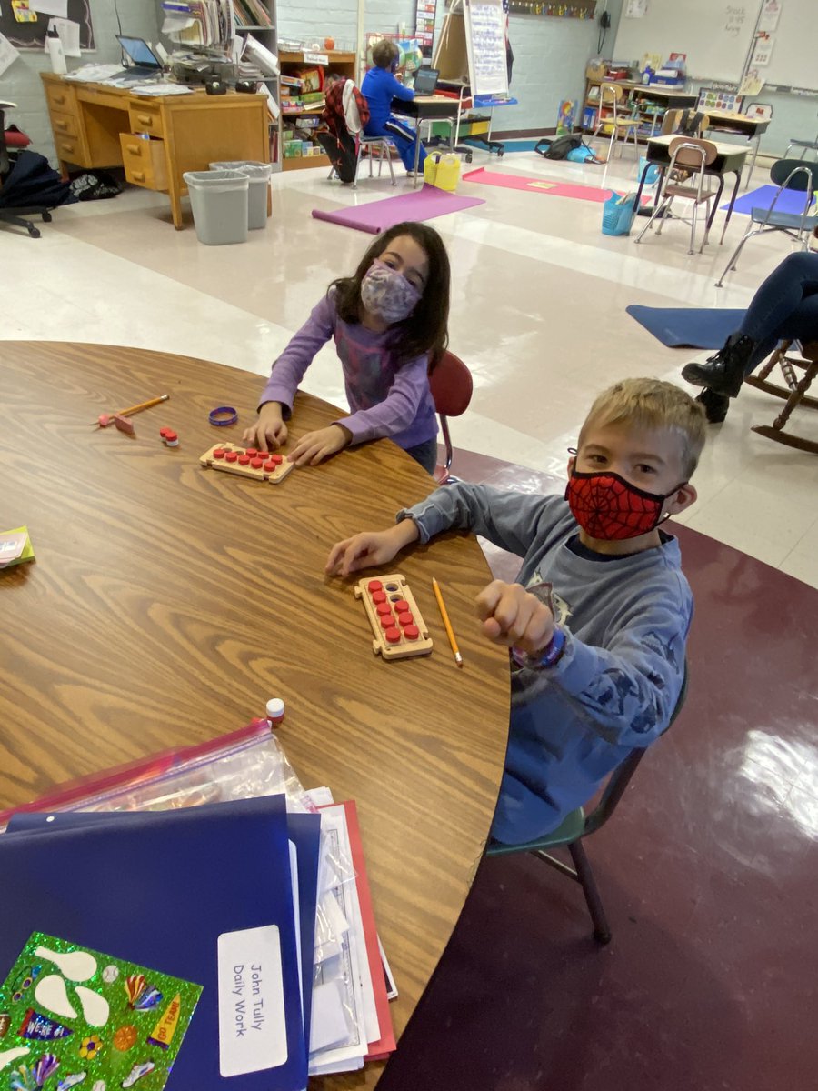 Jeanisap's tweet photo. Subitizing with hands on tens frames.  @PrincipalFNB https://t.co/SQSSVWFrid