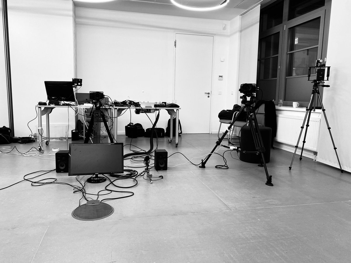 triodosde's tweet photo. Behind the scenes: Wir sind bereit. #fairfinanceweek https://t.co/YxHwqZ4ZJZ