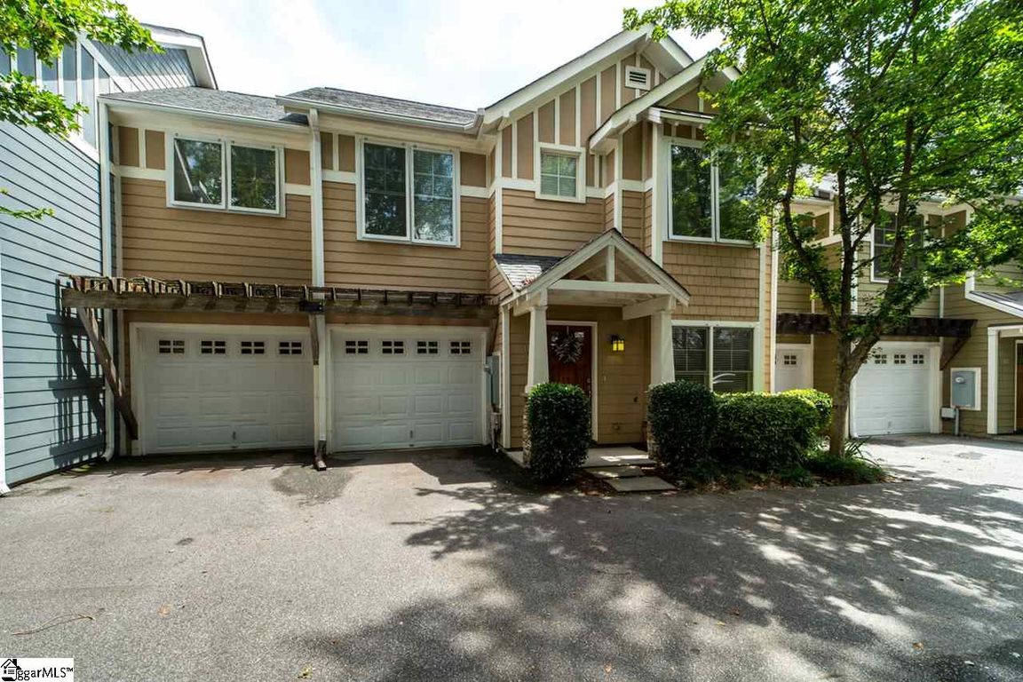 RickStroud's tweet photo. Just Reduced!  $413,000.00, 3BR, 2BA, 8 Cureton Street, GREENVILLE, SC 29605, Full Details https://t.co/p9G8VFfz6x https://t.co/slst6FbCQf