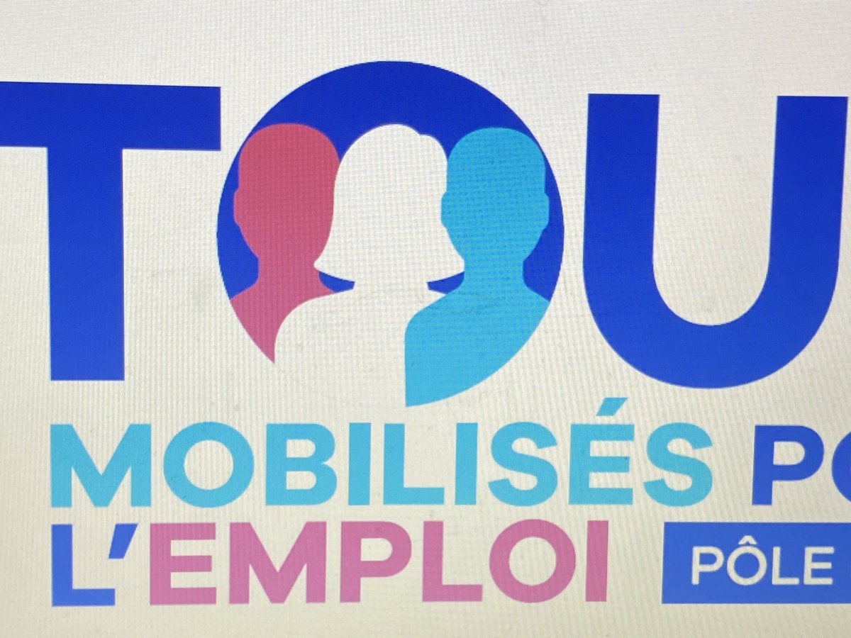 VCouturierDTD's tweet photo. #avecpoleemploi Nantes Sainte Luce @CarrefourFrance Nantes Beaujoire a recruté 18 jeunes grâce à l’aide jeunes et 5 habitants des quartiers grâce à #emploifrancs #TousMobilisés 👏 à l’équipe de Ste Luce https://t.co/5ScTmxkyuu