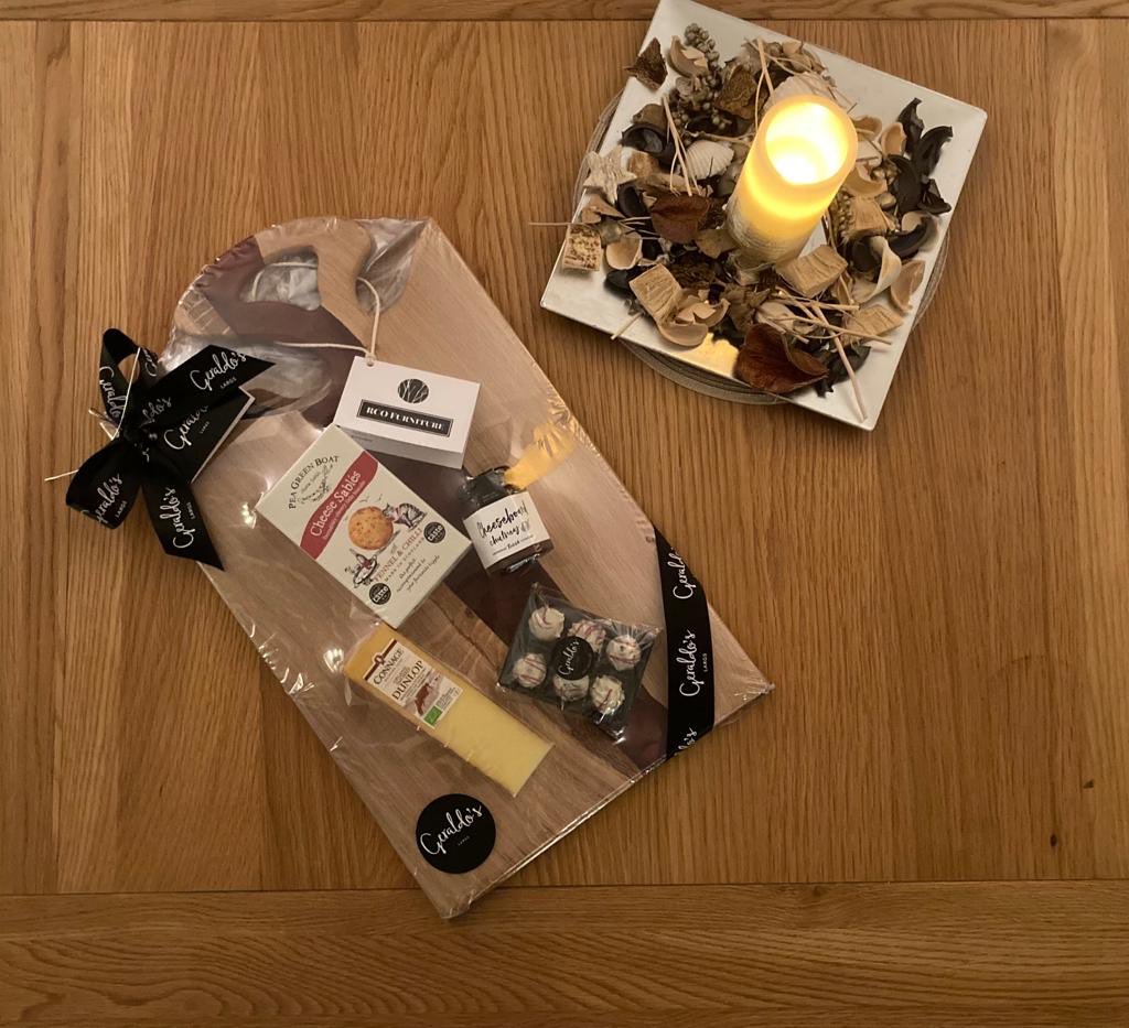 rcofurniture1's tweet photo. Thinking about a bit of Christmas Shopping?Have you seen our Tapas Board stockists @Geraldos_Largs shop window? It will definitely put you in the Christmas mood. #keepitLocalNA #christmastable #handcrafted #tapas @AyrshireChamber @ayrshire @disayrshire @ScotlandsMakers @Elevat_8 https://t.co/bXbFVI6IjT
