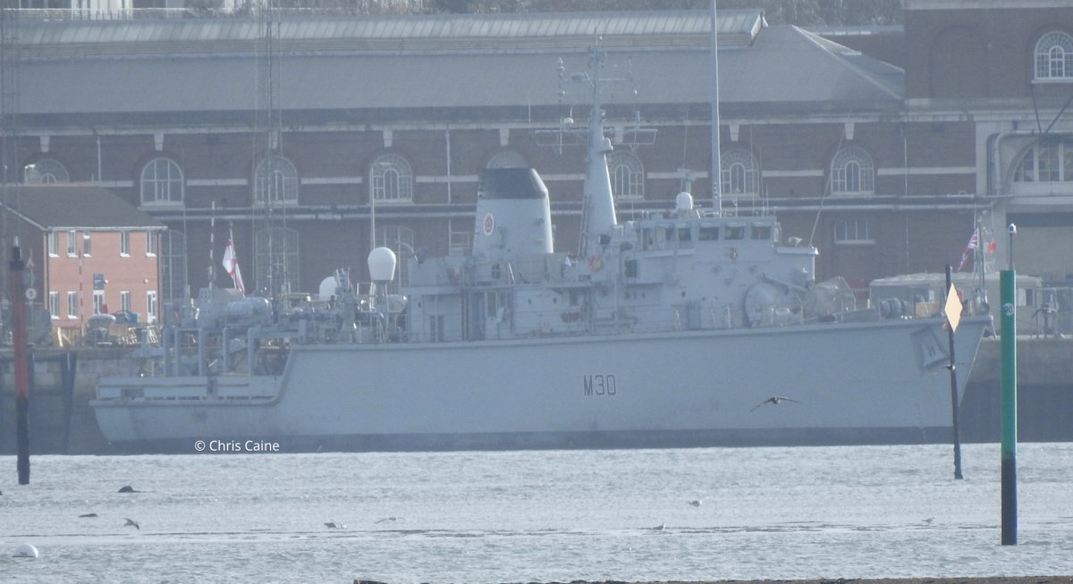 @HMSLedbury awaits her trip back to sea
@NavyLookout @HMNBPortsmouth @CdrMCM