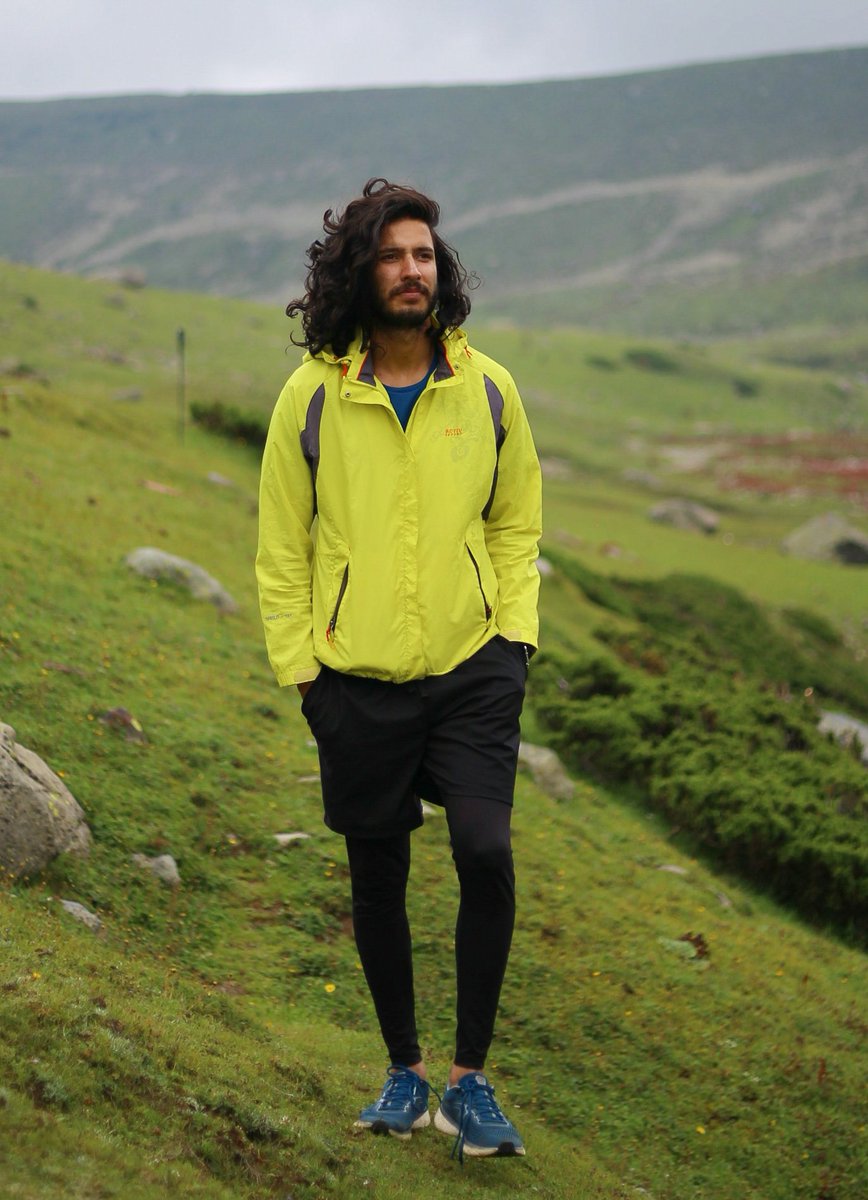 iamshahsuhail's tweet photo. My wish is to stay always like this and living quietly in a corner of Nature..
Pc @jeryn_james🎥
#nature #wilderness #quiteplace #outdoors #miuntains #keepgoing #exploring #wildlife #beingwild #gowhereufeelmostalive #travelwith @shah_suhail96
@iamshahsuhail
@JandKTourism https://t.co/C1xt1rsuaw