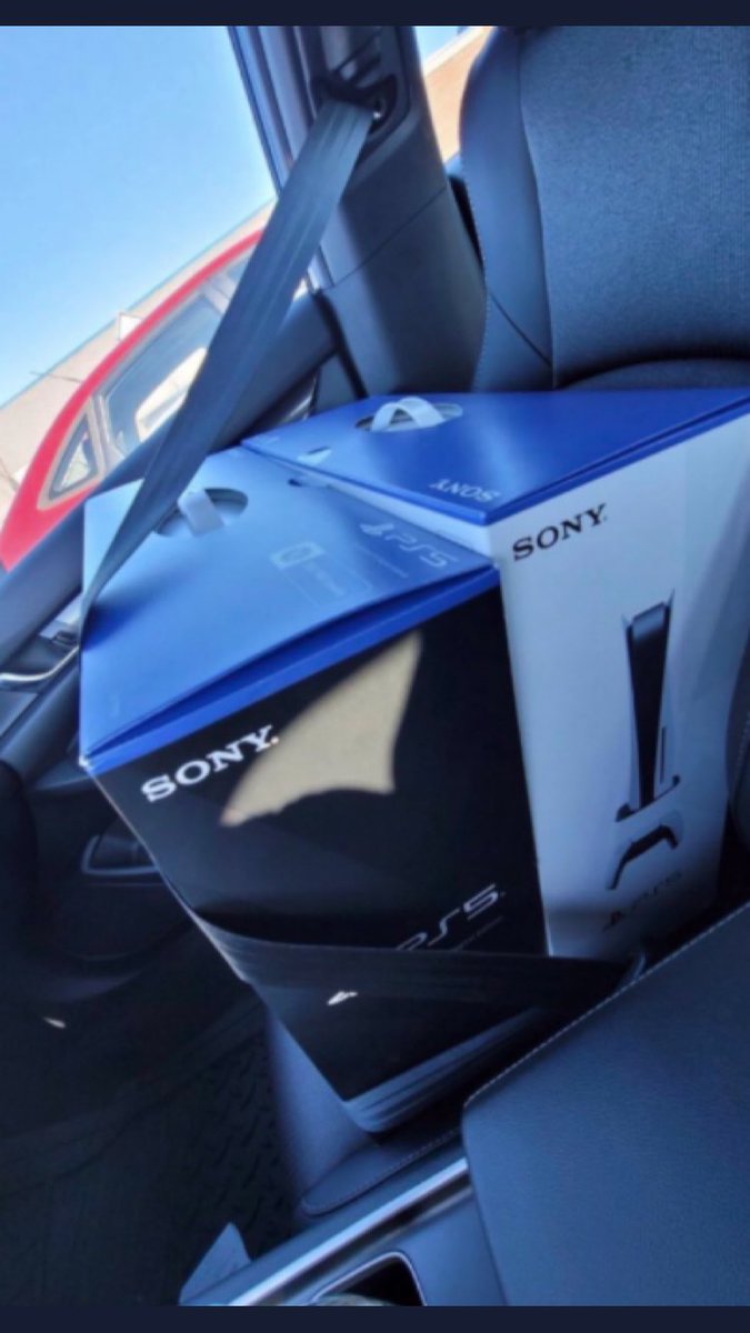 DezDaDonX's tweet photo. In celebration of the PS5 Launch.

I’m giving away this beauty.

How to enter Like and 
Retweet &amp; Follow Me.

Good luck.
#PS5  #ps5giveaway  #PlayStation #PS5Launch 
I’m giving away one and selling one dms open! https://t.co/6VK0dGfQvC