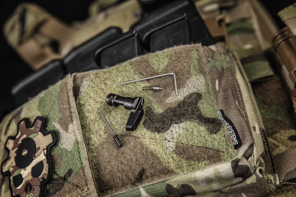 radianweapons's tweet photo. Anyone prefer non ambi safeties? If so we’ve got you covered with the Talon-GI 
-
Talon-GI Black Anodize
-
#radiantalon #radianmade #2a #talongi #radianweapons https://t.co/70jMzsvvAB